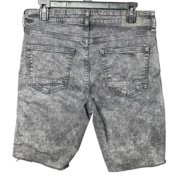 AERO Men's Black Acid Wash Distressed Slim Cut-Off Denim Shorts NWOT - Picture 2 of 7